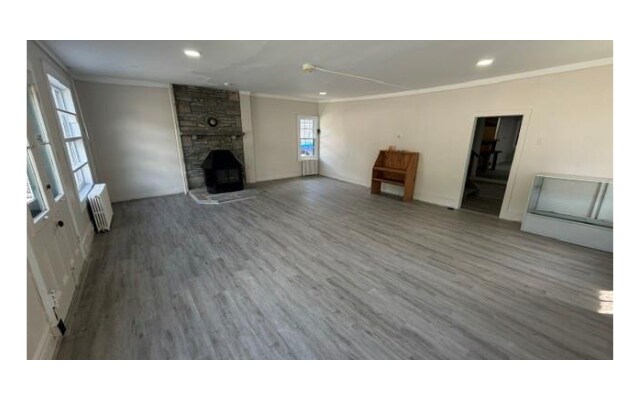 More Photos Of 174 Rockland Rd, Roscoe Flex For Sale