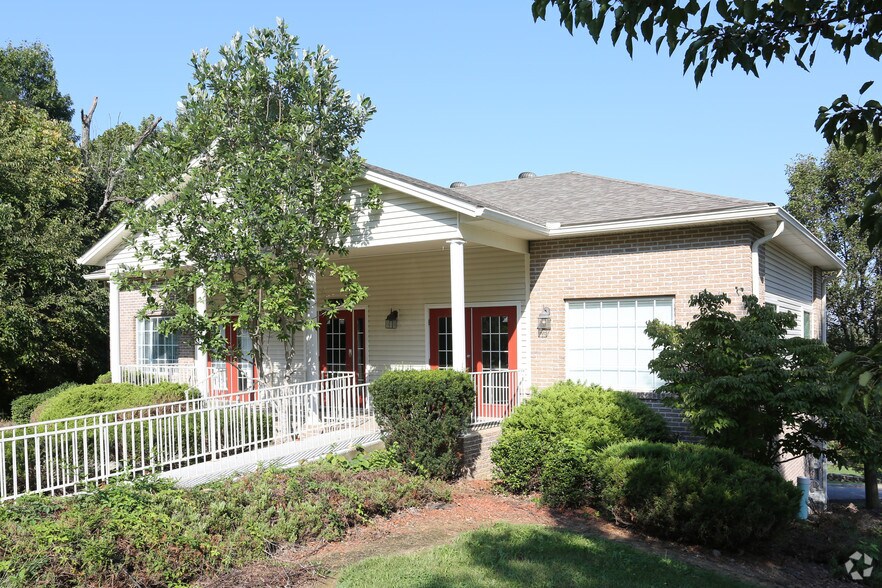 More Photos Of 3130 Saint Anthony Gardens Dr, Louisville Apartments For Sale