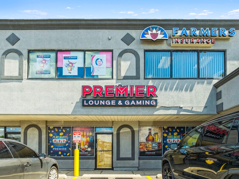 More Photos Of 1559 N Mannheim Rd, Stone Park General Retail For Sale