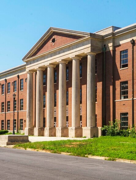 More Photos Of 2235 Anvil Block Rd, Forest Park Office For Sale