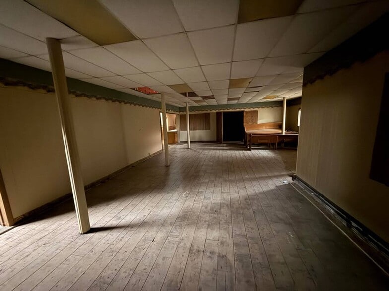 More Photos Of 17 Fremont St, Gloversville Religious Facility For Sale