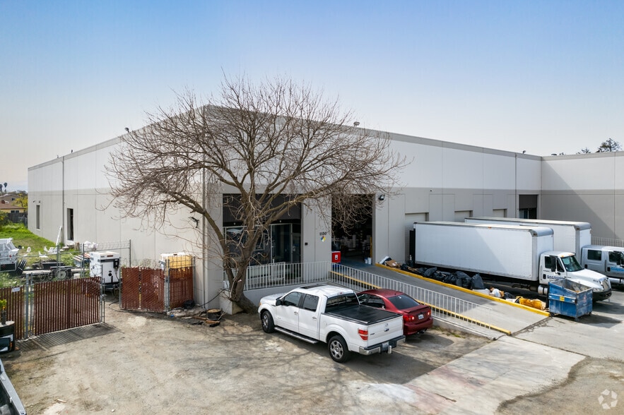 More Photos Of 33400-33416 Western Ave, Union City Warehouse For Lease