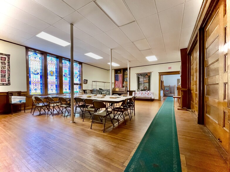 More Photos Of 1592 Main st, Savannah Specialty For Sale