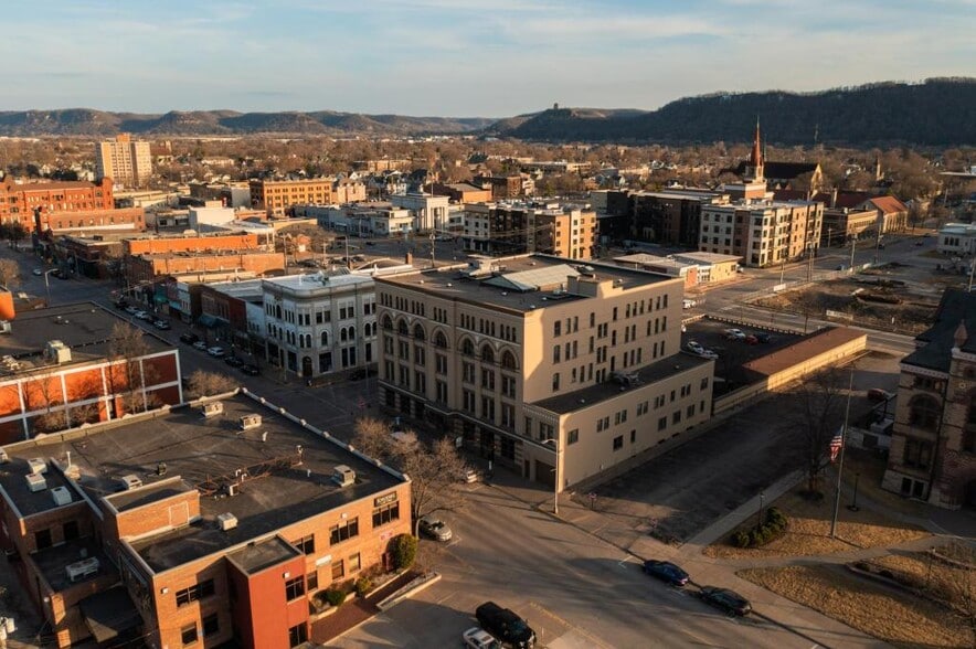 More Photos Of 157 W 3rd St, Winona Apartments For Sale