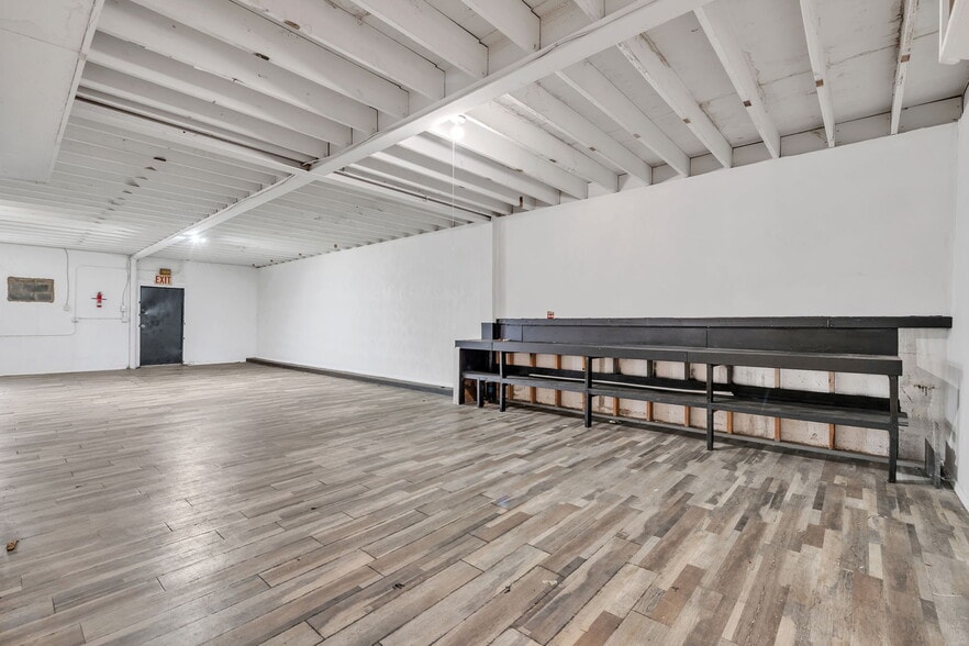 More Photos Of 2712-2716 Nevada Ave, Norfolk Research And Development For Lease