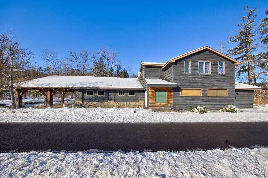 More Photos Of 2930 Rt 43, Averill Park Restaurant For Sale