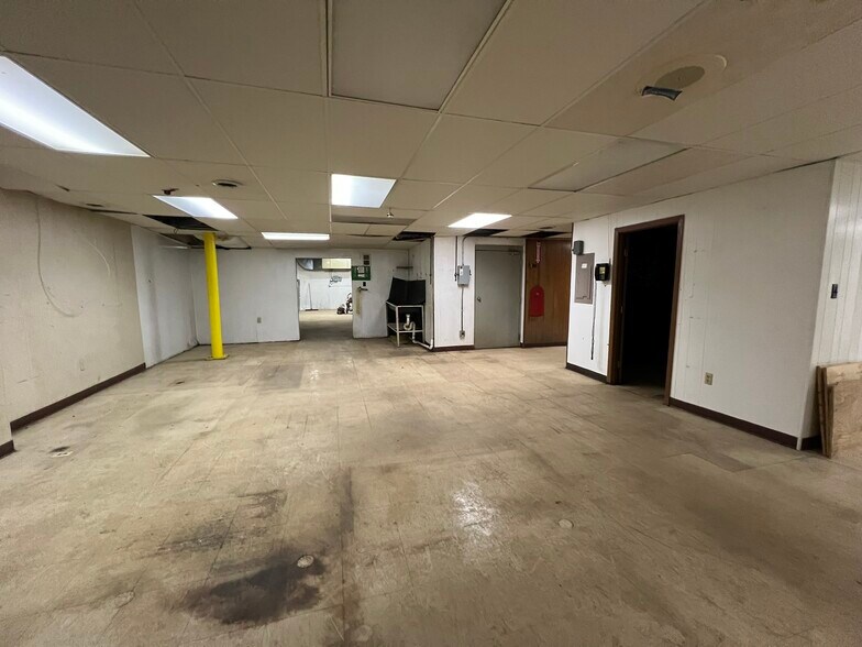 More Photos Of 3115 N Roemer Rd, Appleton Manufacturing For Lease