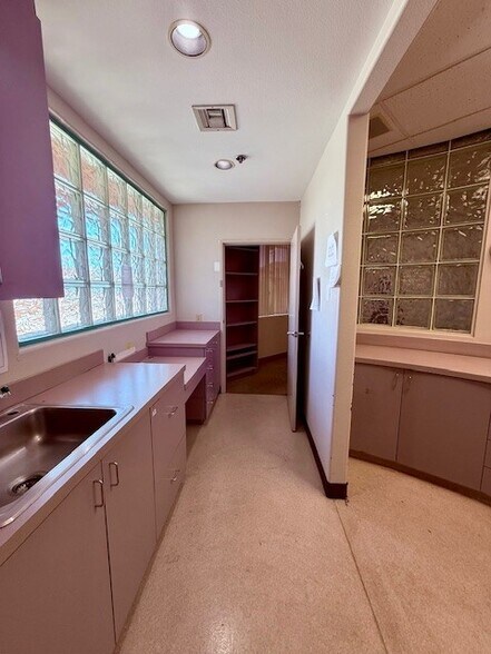 More Photos Of 73929 Larrea St, Palm Desert Medical For Sale