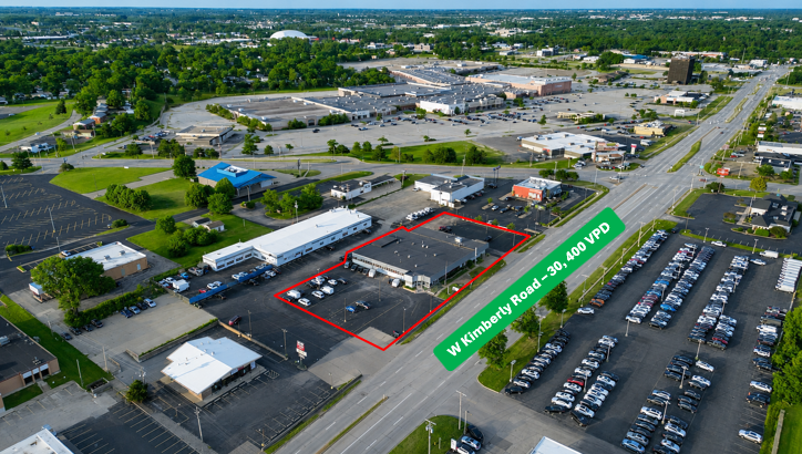 Primary Photo Of 520 W Kimberly Rd, Davenport Auto Dealership For Lease