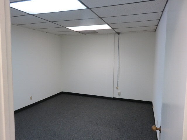 More Photos Of 165 W Hospitality Ln, San Bernardino Flex For Lease