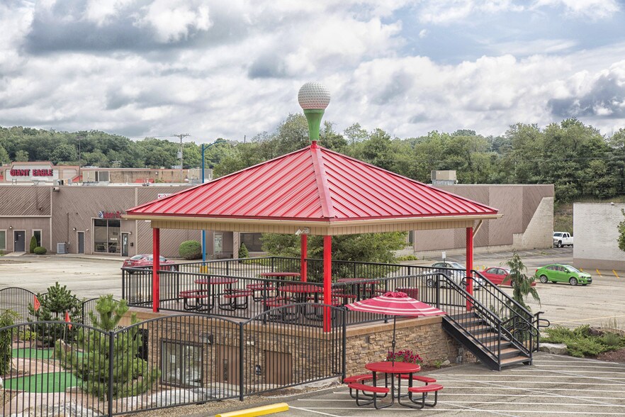 More Photos Of 1548-1554 N Center Ave, Somerset Land For Lease