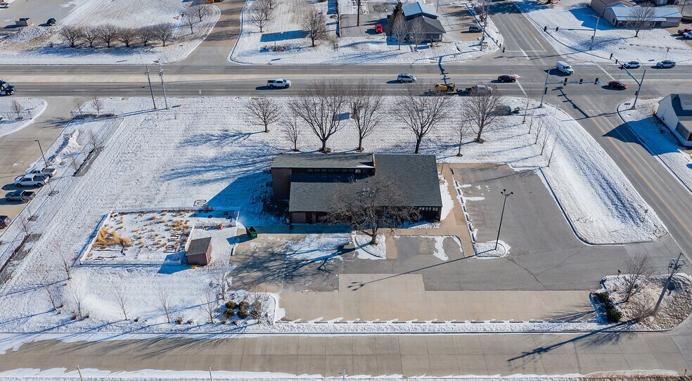 More Photos Of 1380 NE 66th Ave, Des Moines Flex For Sale