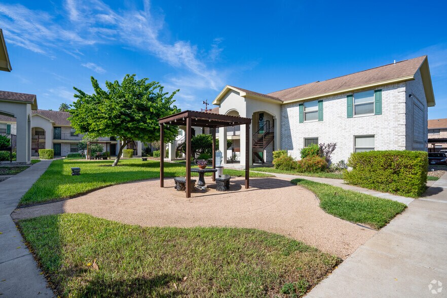 More Photos Of 2501 Hibiscus Ave, McAllen Apartments For Sale