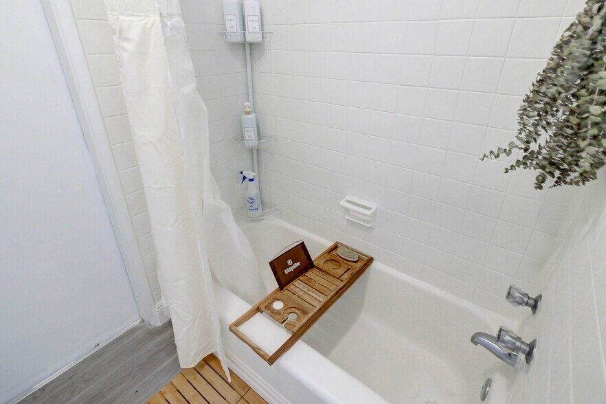 More Photos Of 741 Hibiscus Ave, Pompano Beach Apartments For Sale