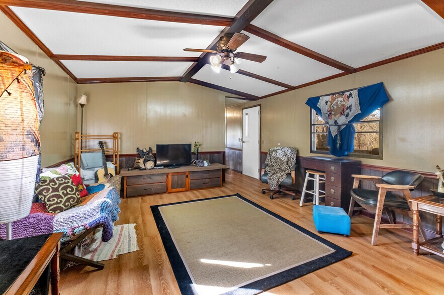 More Photos Of 7450 Highway 187, Eureka Springs Restaurant For Sale