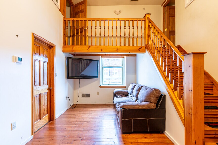 More Photos Of 53 W Main St, Bloomsburg Apartments For Sale