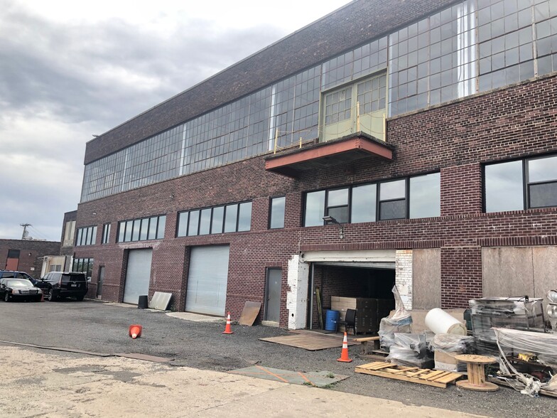 More Photos Of 3111 Richmond Ter, Staten Island Industrial For Sale