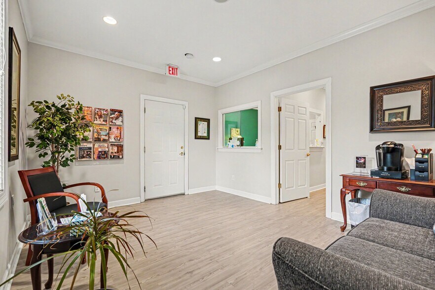 More Photos Of , Charlotte Office For Sale