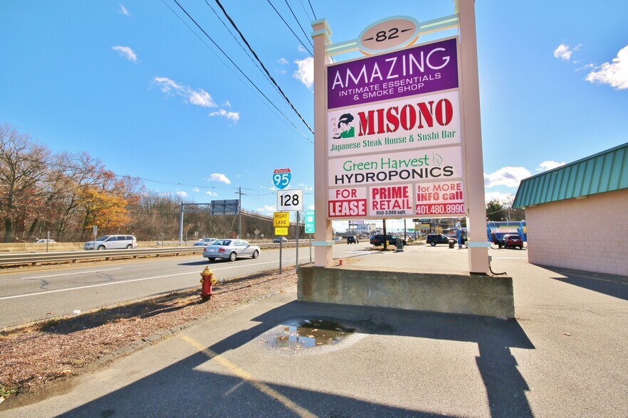 Primary Photo Of 82 Newbury St, Peabody Restaurant For Lease