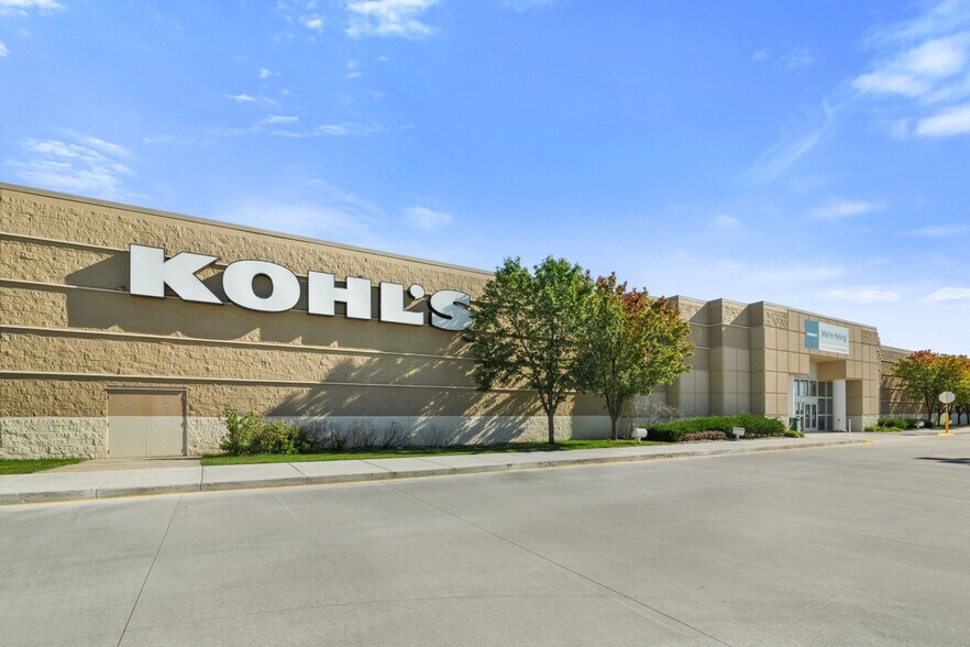 Primary Photo Of 221 Wilmar Ave, Grand Island Storefront For Sale