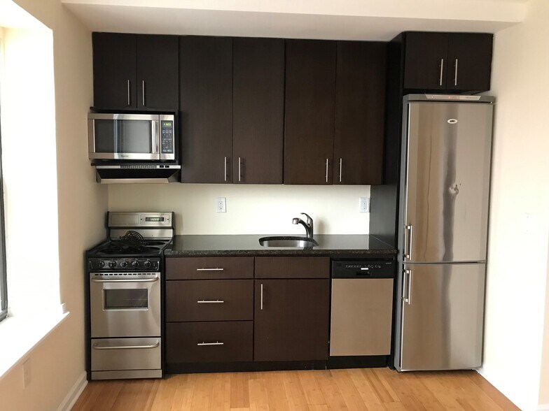 More Photos Of 200 Deal Lake Dr, Asbury Park Apartments For Sale