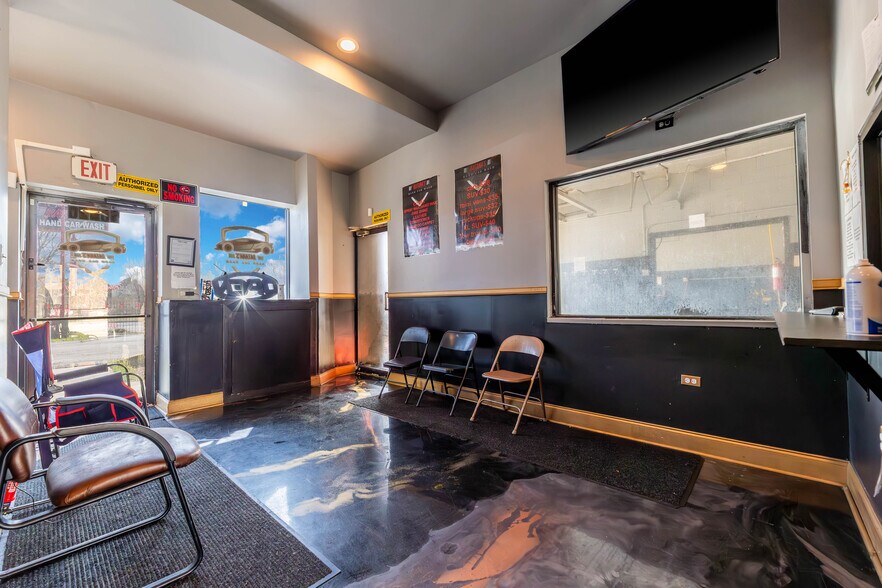 More Photos Of 10620 S Vincennes Ave, Chicago Carwash For Sale