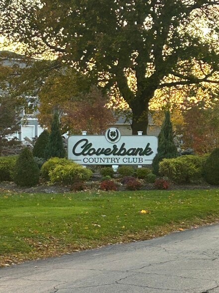 More Photos Of 5324 Rogers Rd, Hamburg Golf Course Driving Range For Sale