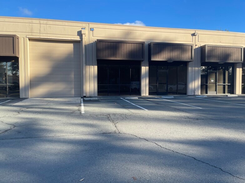 Primary Photo Of 3440 Vincent Rd, Pleasant Hill Warehouse For Lease