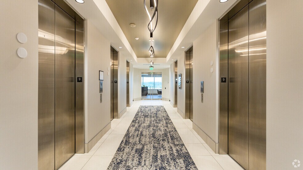 More Photos Of 333 Bridge St NW, Grand Rapids Office For Lease