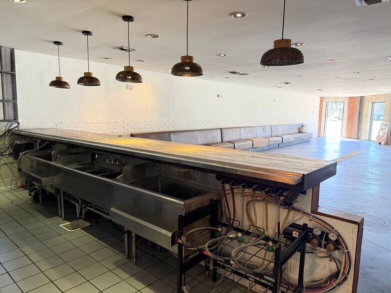 More Photos Of 3129 W Sunset Blvd, Los Angeles Apartments For Lease