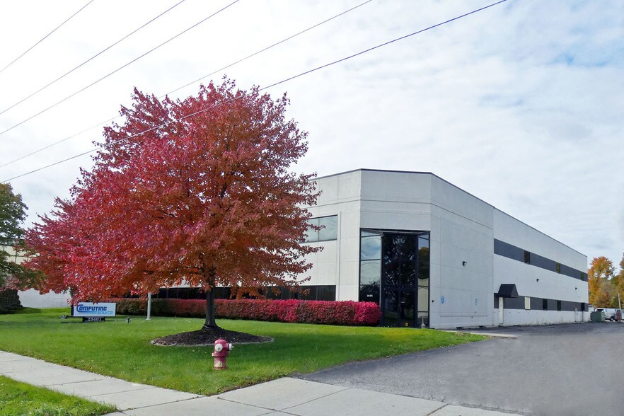 More Photos Of 29401 Stephenson Hwy, Madison Heights Light Manufacturing For Lease
