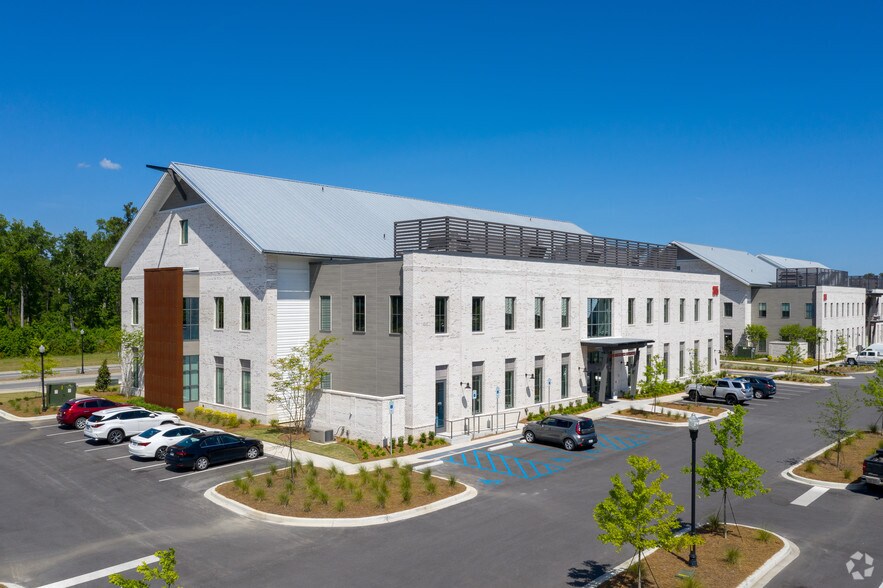 More Photos Of 2015 2nd Ave, Summerville Medical For Lease
