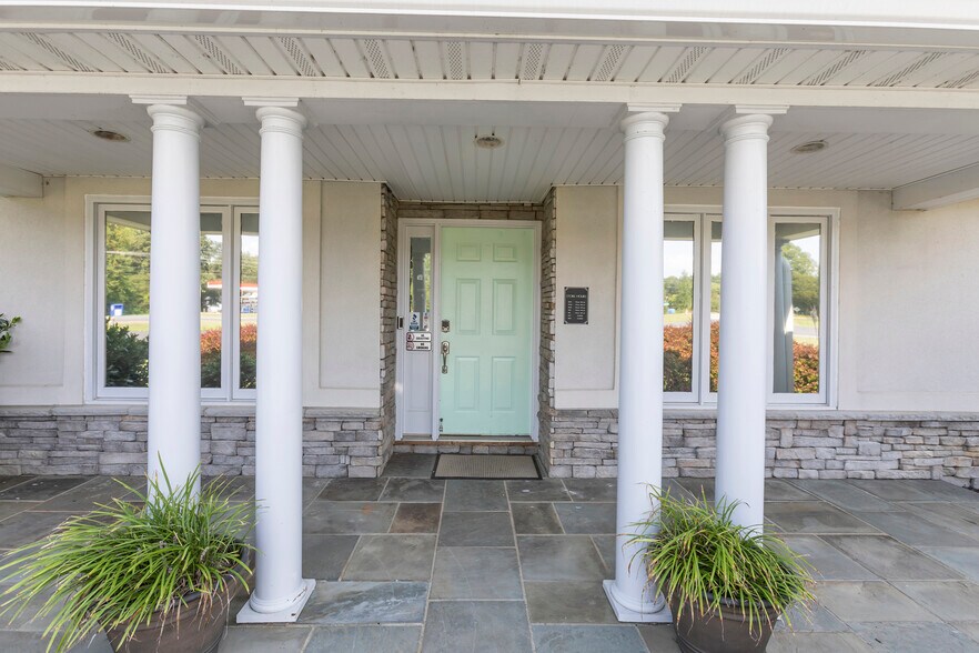 More Photos Of 5755 Courthouse Rd, Spotsylvania Office Residential For Lease