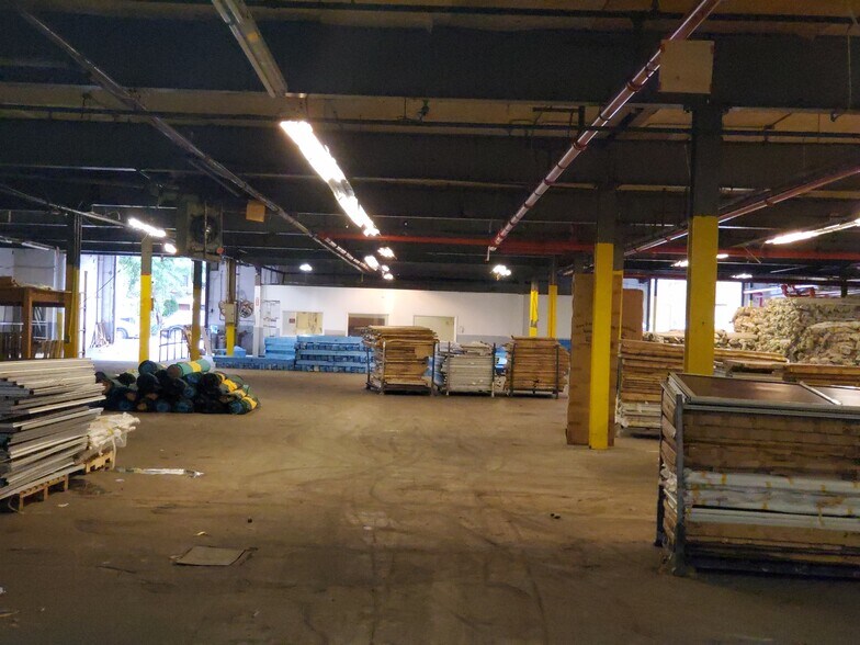 More Photos Of 880-890 Dean St, Brooklyn Warehouse For Lease