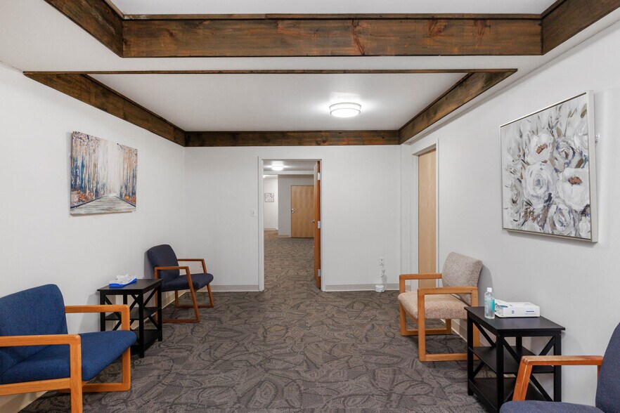 More Photos Of 5138 Shelburne Rd, Shelburne Office For Sale