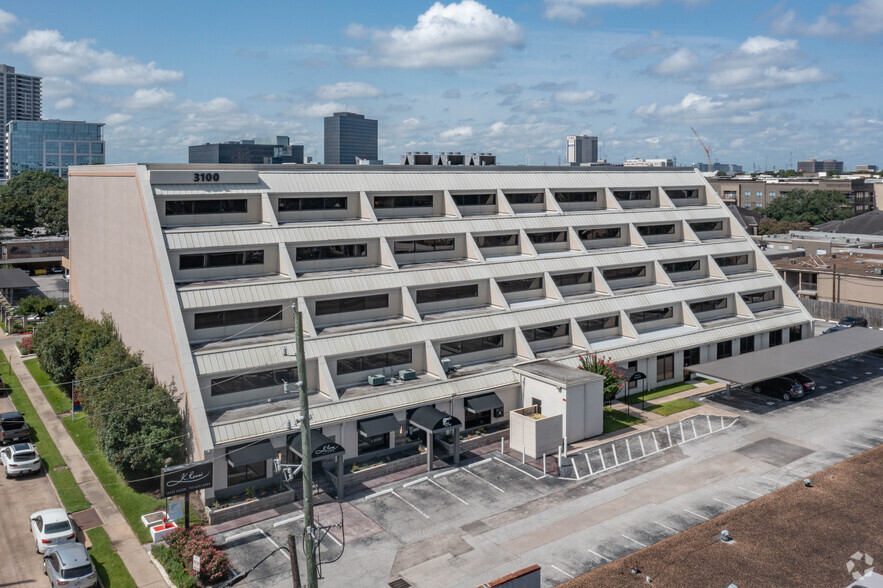 Primary Photo Of 3100 Timmons Ln, Houston Medical For Lease