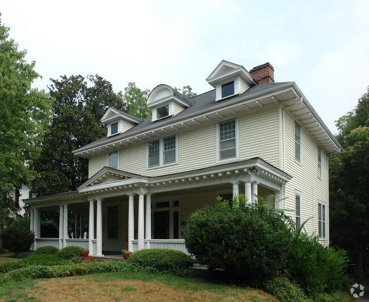 More Photos Of 1066 W Fourth St, Winston-Salem Office For Sale