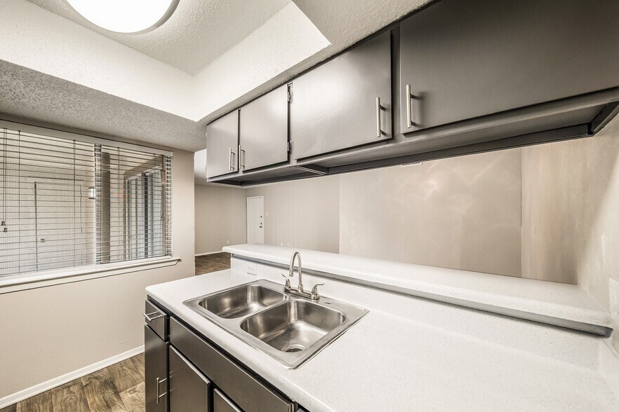 More Photos Of 35 2nd Ave E, Halliday Apartments For Sale