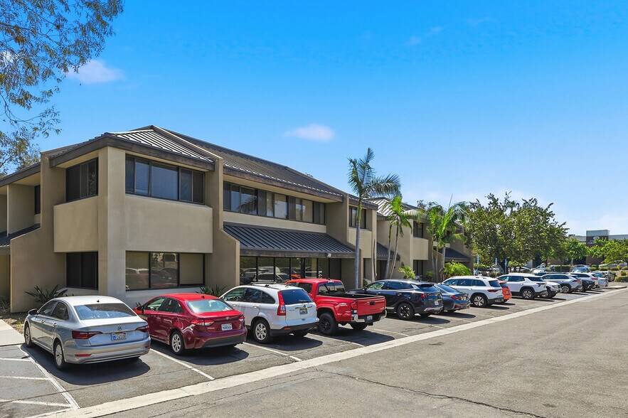 More Photos Of 9320 Chesapeake Dr, San Diego Office For Sale