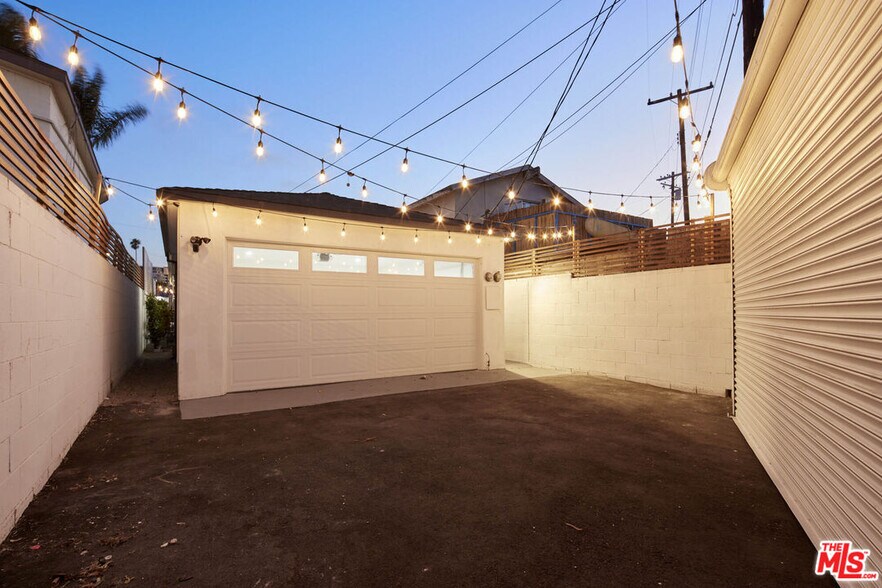 More Photos Of 2818 Abbot Kinney Blvd, Venice Apartments For Sale