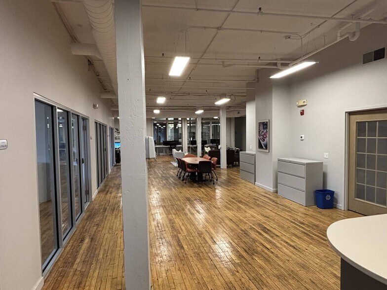 More Photos Of 302 N Goodman St, Rochester Office For Lease