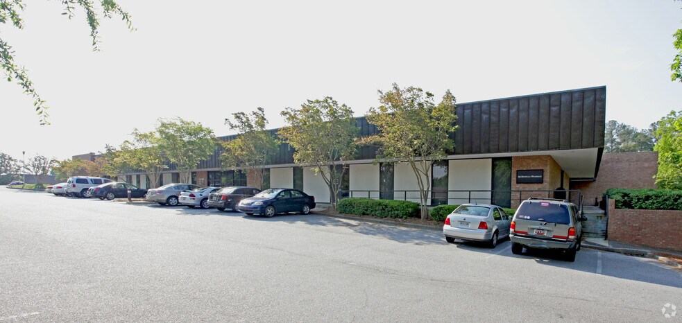More Photos Of 2700 Middleburg Dr, Columbia Office For Lease