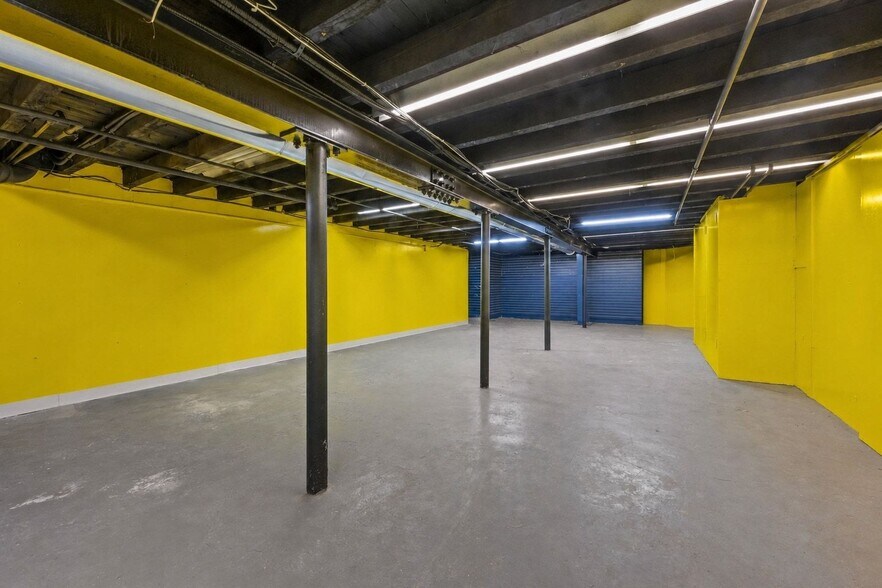 More Photos Of 5 Northern Blvd, Great Neck Apartments For Lease