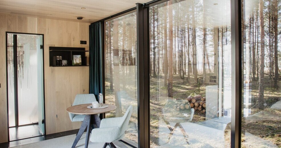 More Photos Of 218 NY-296, Windham Hotel For Sale