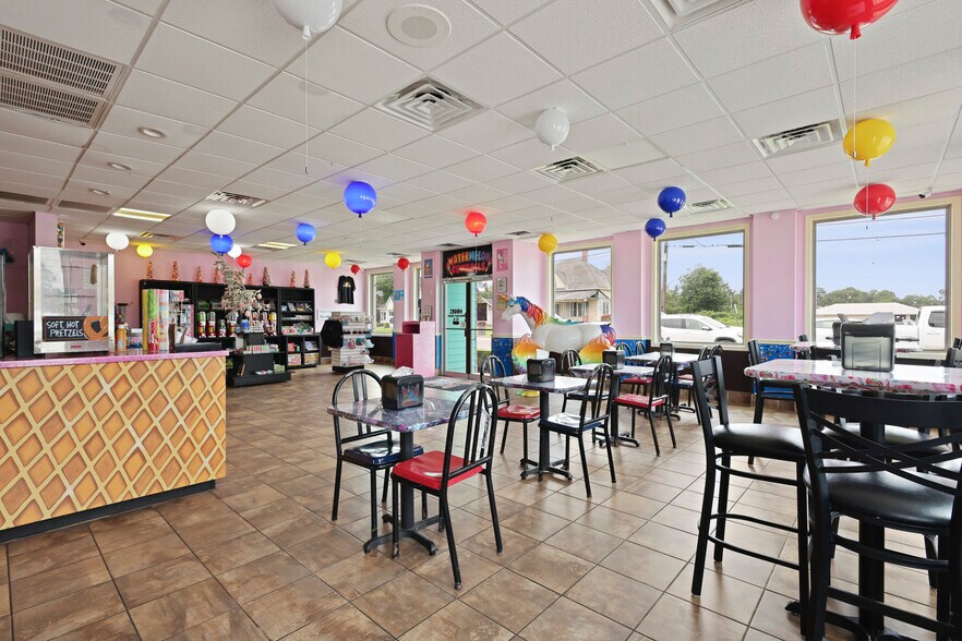 More Photos Of 298 W Orange St, Jesup Restaurant For Sale
