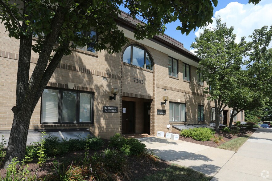 More Photos Of 7329-7351 Hanover Pky, Greenbelt Office For Lease