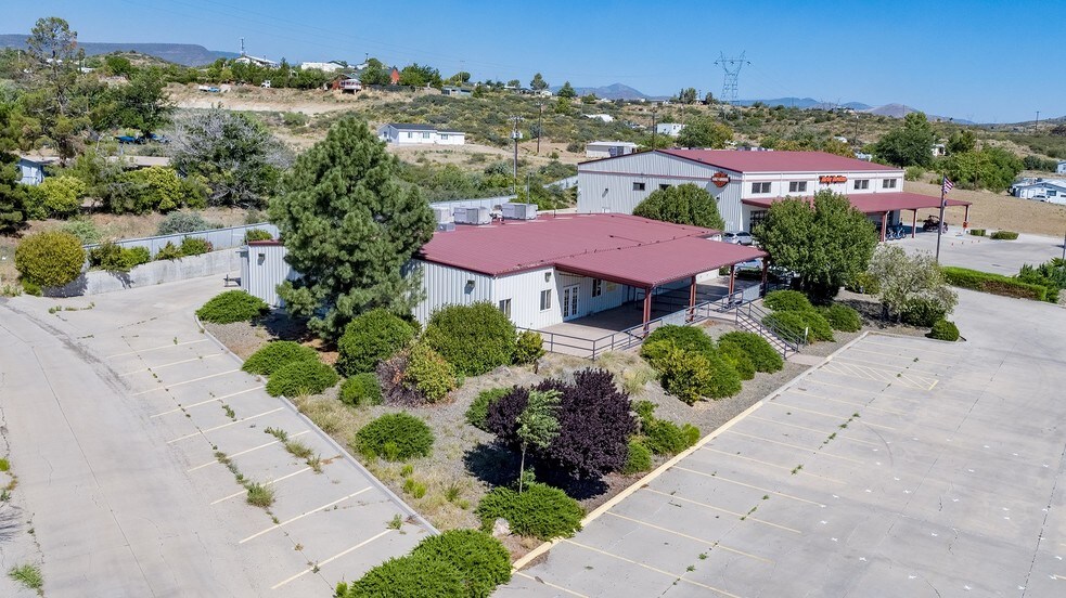 More Photos Of 10456 S Highway 69, Mayer Restaurant For Lease