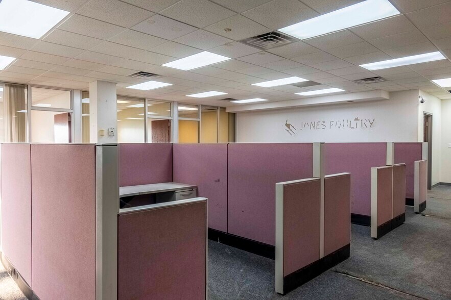 More Photos Of 1 Rooster Way, Barry Industrial For Sale