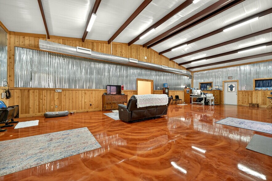 More Photos Of 4626 County Road 2200, Greenville Flex For Sale