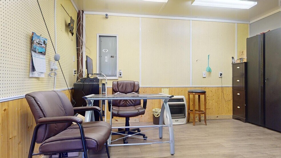 More Photos Of 8345 NC 27 W, Lillington Auto Repair For Sale